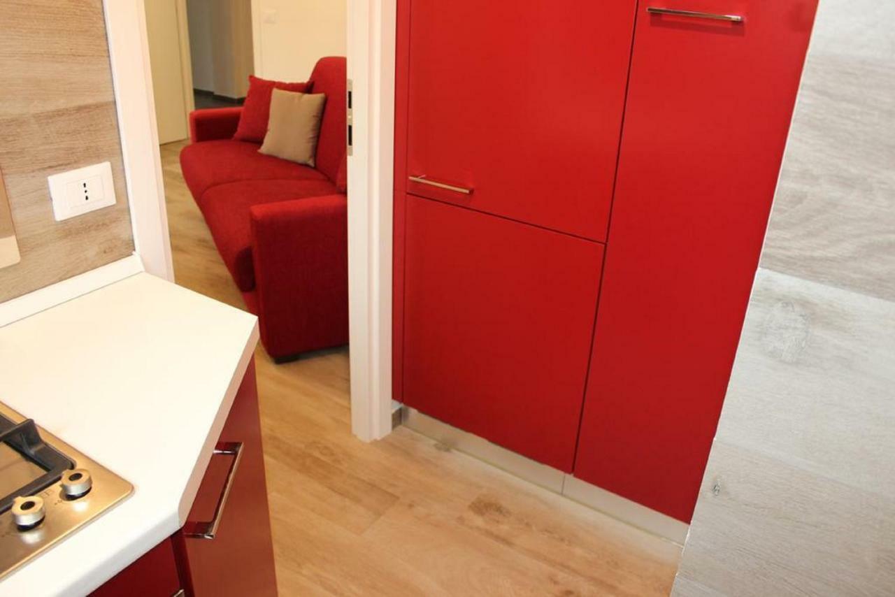 Light & Colours Apartment โบโลญญา ภายนอก รูปภาพ