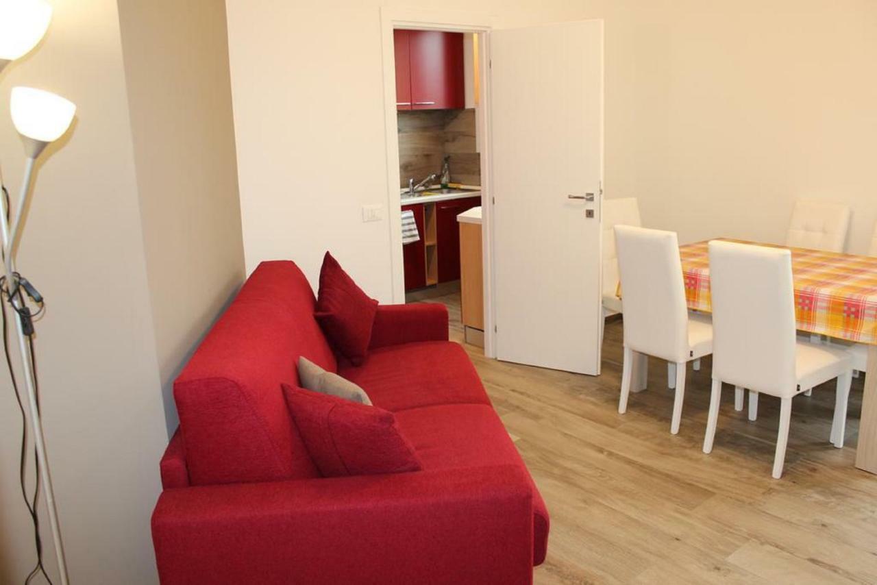 Light & Colours Apartment โบโลญญา ภายนอก รูปภาพ